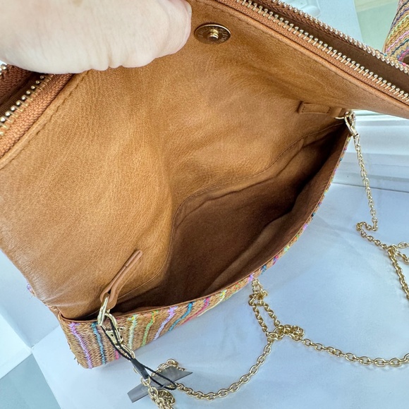Multicolor Woven Straw Foldover Clutch with Tassel and Chain Strap - Picture 8 of 12